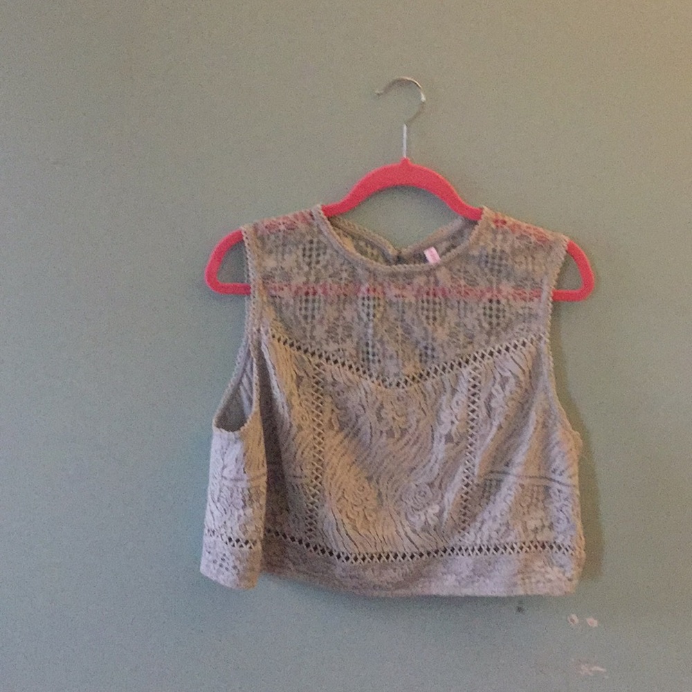Lace crop plus size